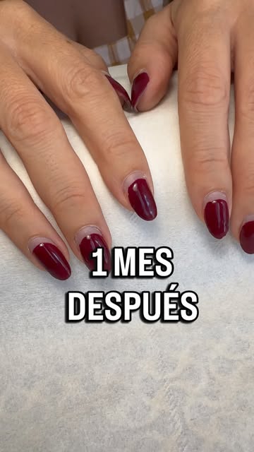 Manicura granate tras un mes